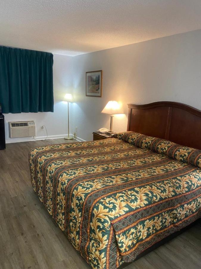 Savannah Lodge ภายนอก รูปภาพ