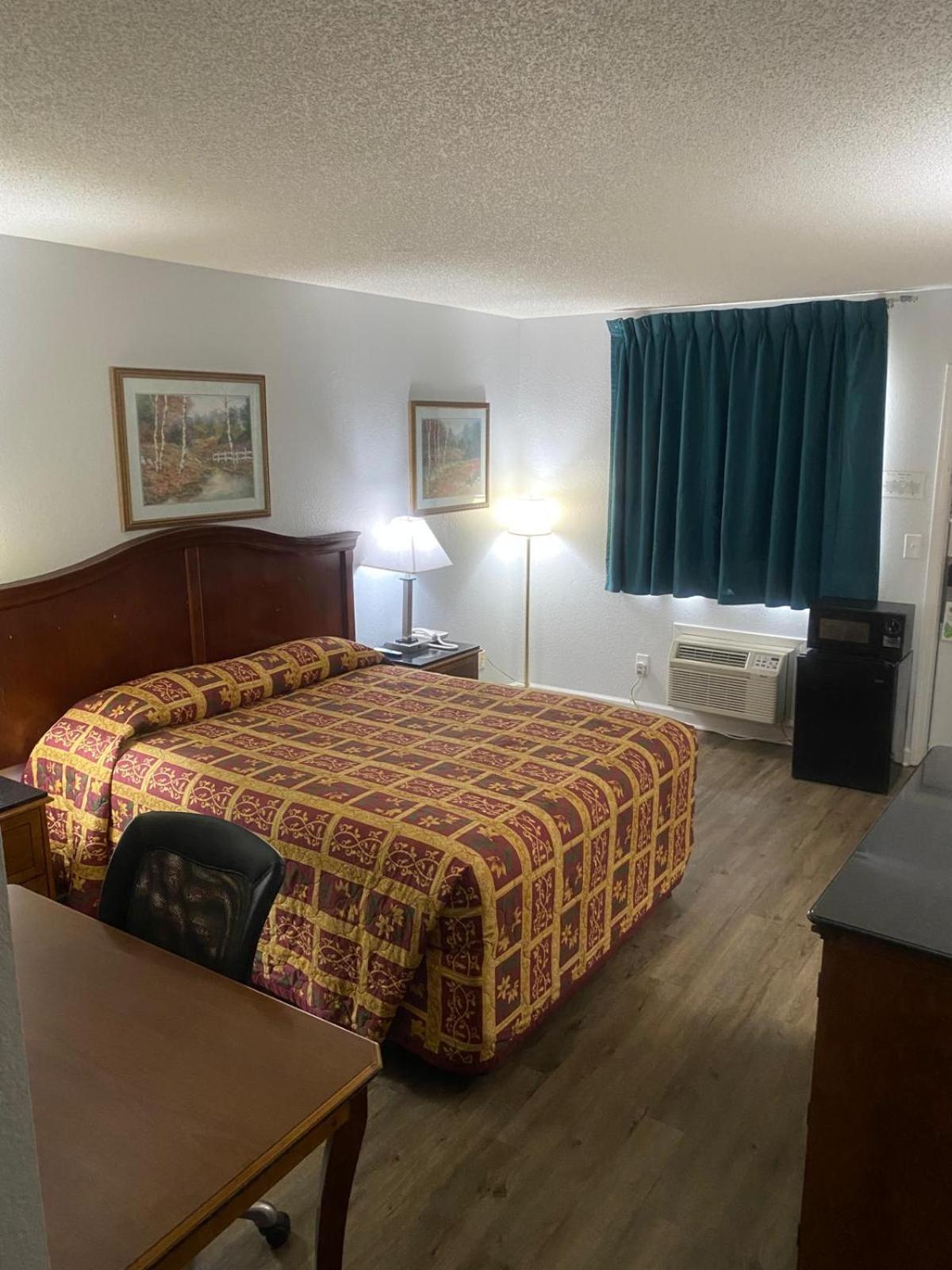 Savannah Lodge ภายนอก รูปภาพ